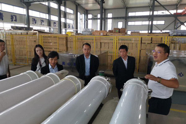 陜西航天建設(shè)集團(tuán)有限公司總經(jīng)理、黨委副書記謝明娟率隊(duì)赴遼寧一諾環(huán)保產(chǎn)業(yè)集團(tuán)開展考察調(diào)研工作